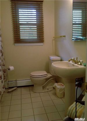58 Forrest Ave, Shirley, NY 11967