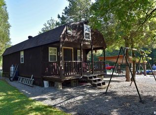 Hilltop Rd, Eddyville, IL 62928