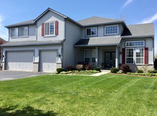 1390 Tudor Dr, Mundelein, IL