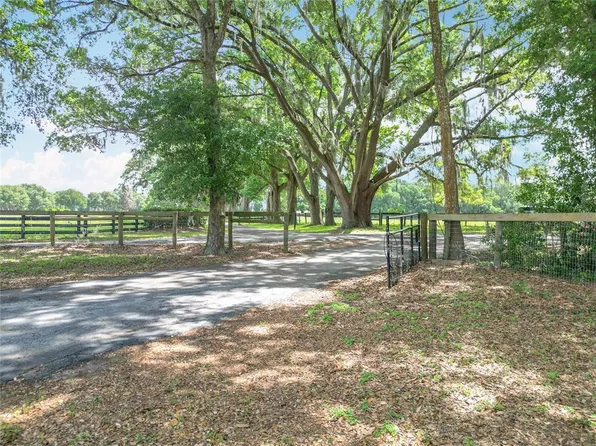 10498 SW 18th Ter, Ocala, FL 34476