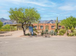 9135 E Indian Hills Rd, Tucson, AZ 85749