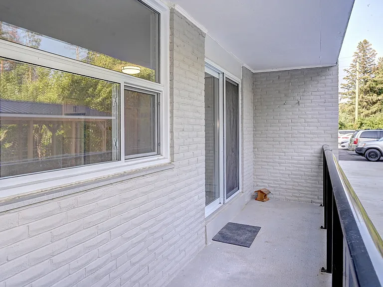 202 Hespeler Rd — Photo 27