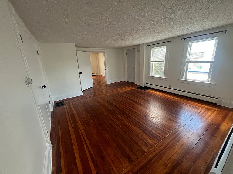 704 Enfield St #A — Photo 5