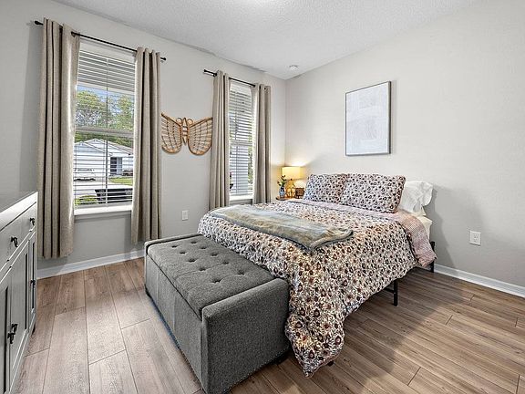 5th image of 174 Myrtle Oak Ct