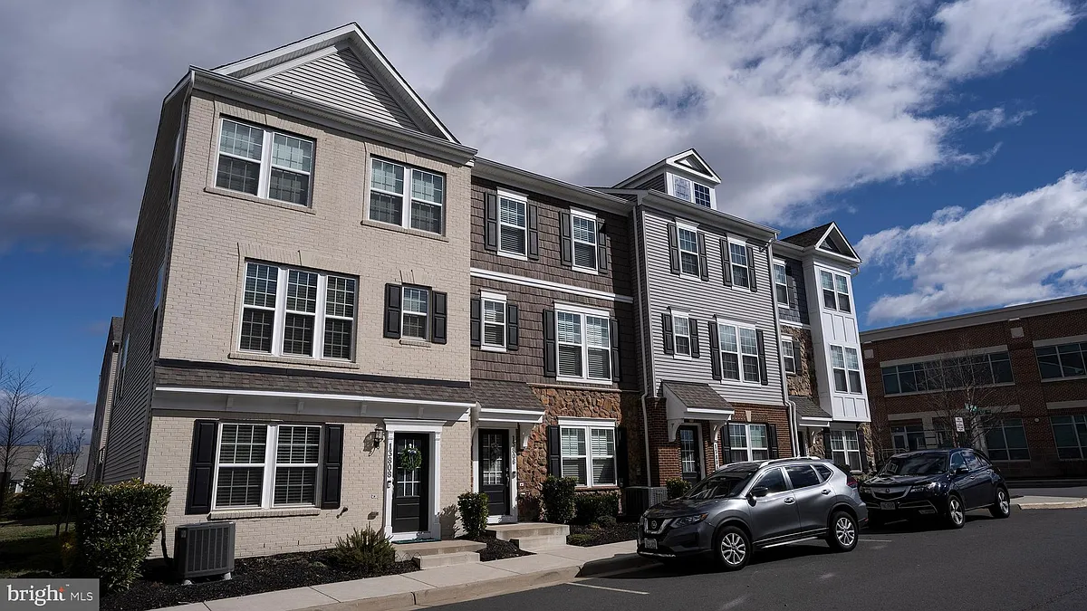 Building Photo - 13808 Litespeed Way