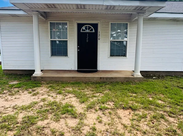 120 Peavine Rd, Kilgore, TX 75662