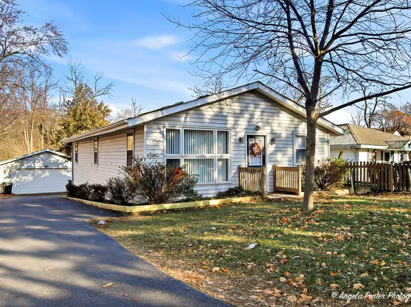 24676 W Clinton Ave, Round Lake, IL 60073