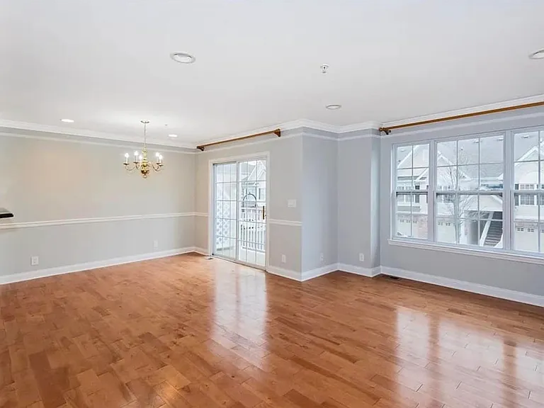 187 Blue Heron Dr — Photo 3