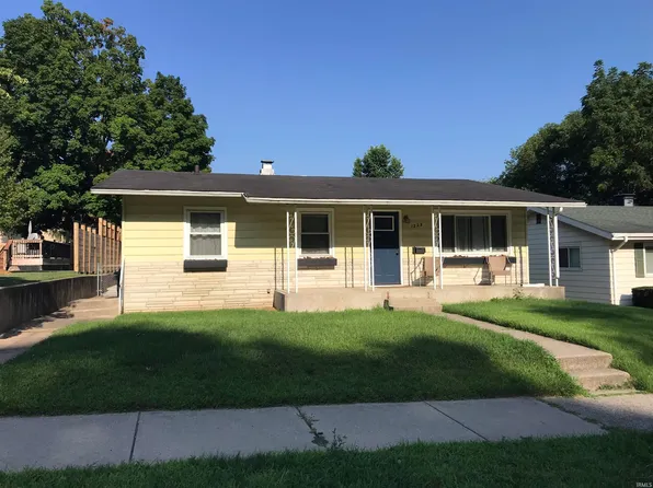 1222 S 27th St, South Bend, IN 46615