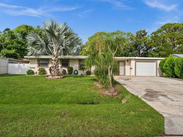 2936 E Mark Dr, Sarasota, FL 34232