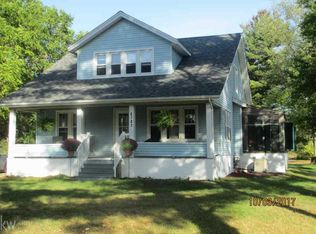 3792 Parker Rd, Fort Gratiot, MI 48059