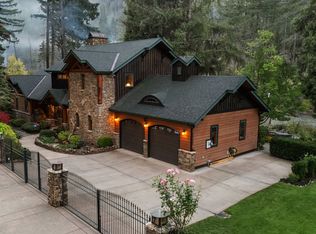 91295 Blue River Rd, Blue River, OR 97413