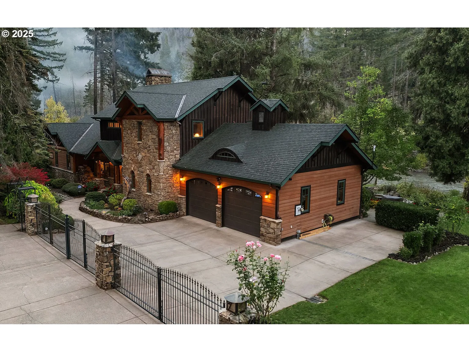 91295 Blue River Rd photo 1