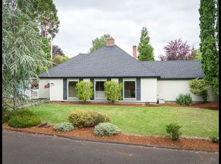 9755 SW Pinehurst Dr, Beaverton, OR 97005