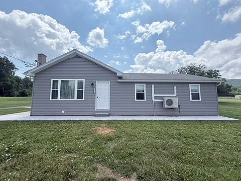 8690 State Highway 25 — Photo 1