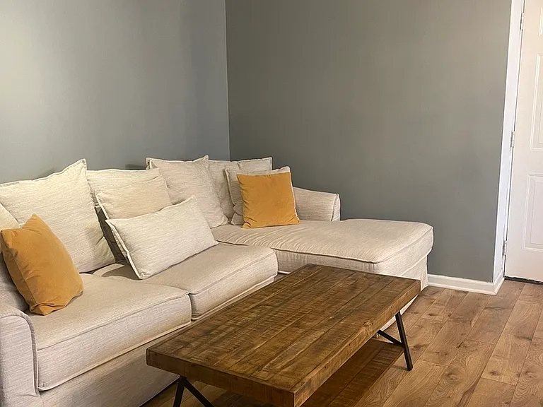 2329 W Huron St #1B — Photo 3