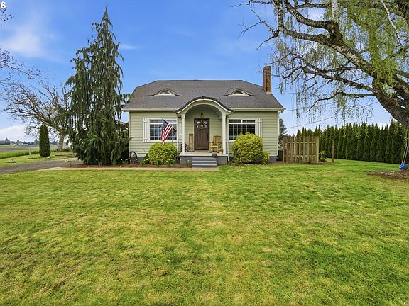 2nd image of 8235 72nd Ave NE
