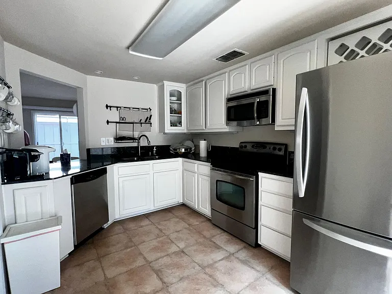3034 Swallows Nest Dr — Photo 5