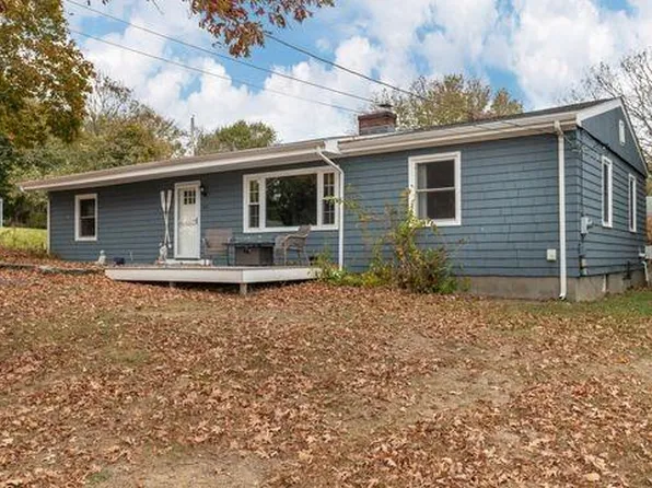 42 President Ave, Portsmouth, RI 02871