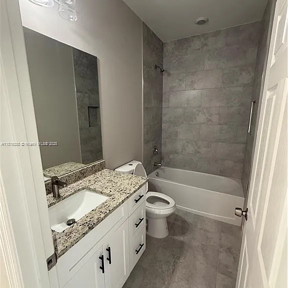832 Holmes Ave #832 — Photo 22