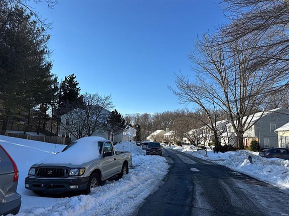 5th image of 13023 Broadmore Rd