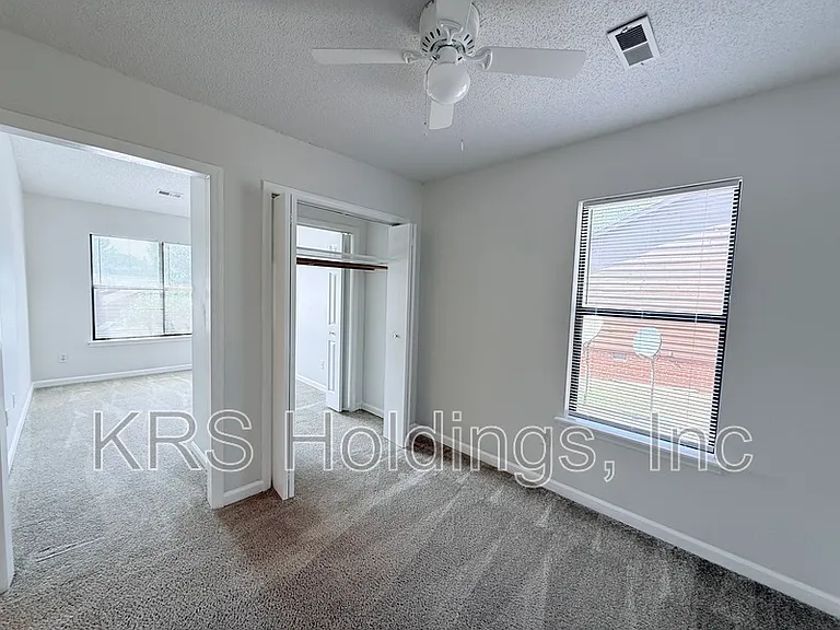 612 Kendall Dr — Photo 10