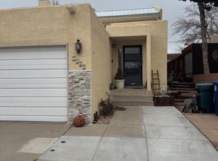 5440 Overlook Dr NE, Albuquerque, NM 87111