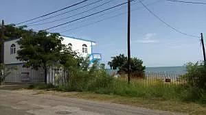 View of the house along safe and quiet Paseo de Pesca.