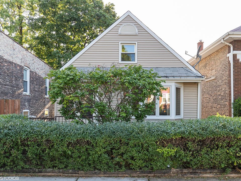 1st image of 2310 Cuyler Ave