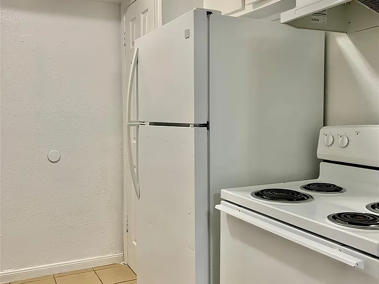 9410 Grannis St #A — Photo 5