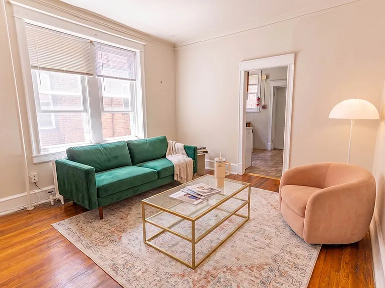 Pine Terrace B4 Living Room