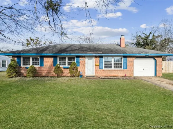379 Green Meadows Dr, Newport News, VA 23608