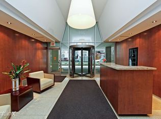 222 E Chestnut St APT 2C, Chicago, IL 60611