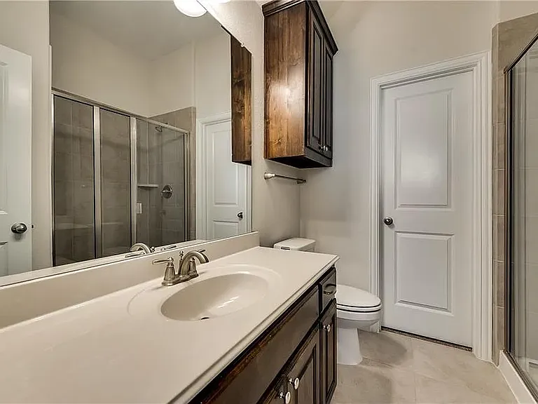 2512 Fountain Gate Dr — Photo 29