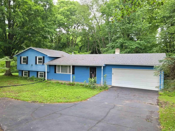 59133 Keria Trl, South Bend, IN 46614