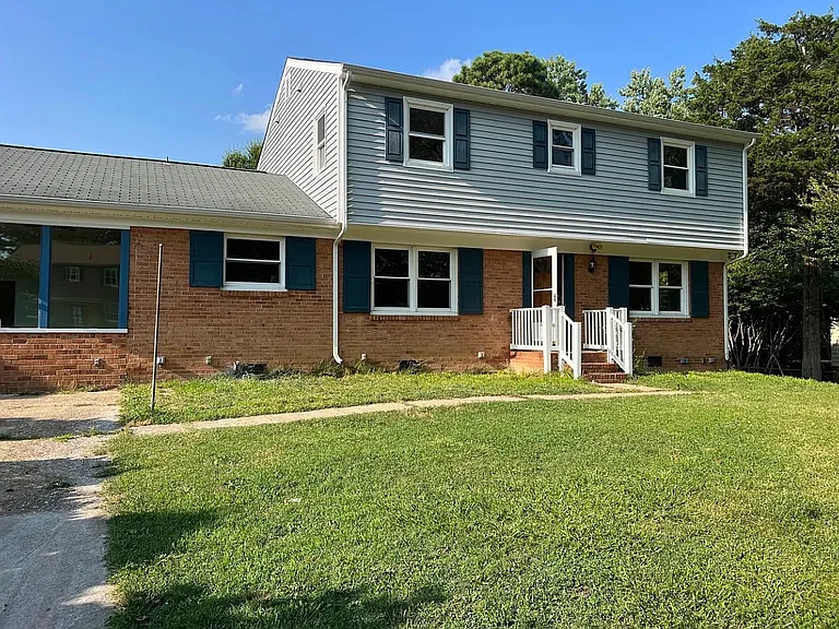 9606 Asbury Ct — Photo 3