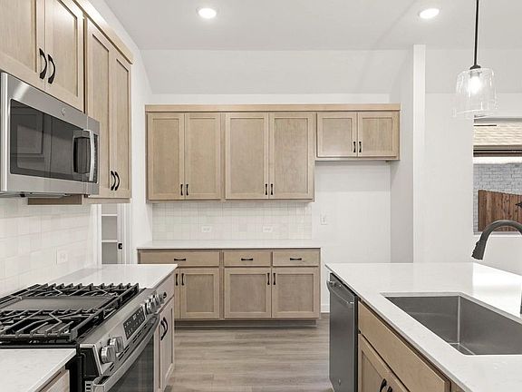 5th image of 1420 Eagle Meadow Trl