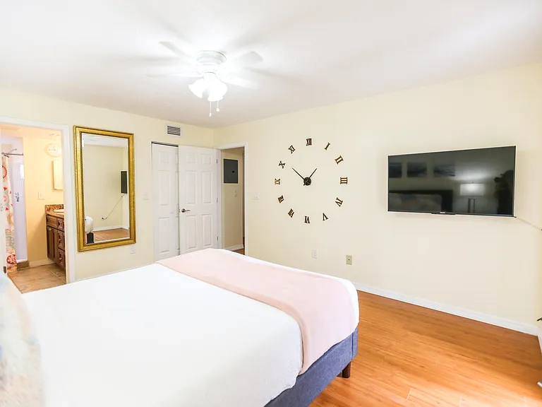 2489 Sweetwater Club Cir #81 — Photo 5