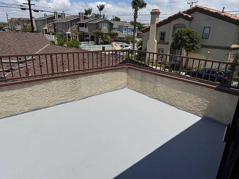 1307 Mackay Ln — Photo 25