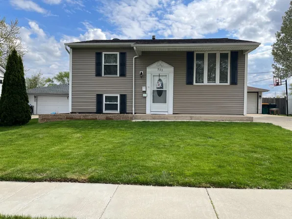 323 Karen Ave, Romeoville, IL 60446