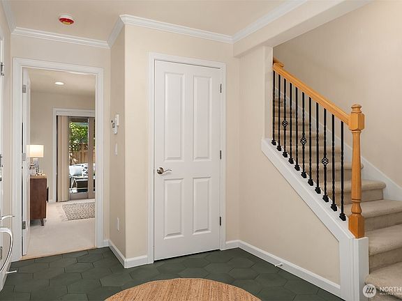 3rd image of 3829 Ashworth Avenue N #B