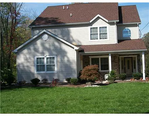 38 Poplar Rd photo 1