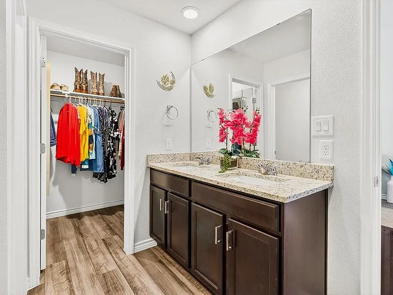 7826 Bullrider Dr — Photo 22