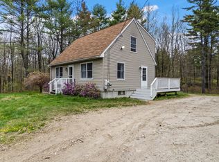 14 Wogan Rd, Raymond, ME 04071