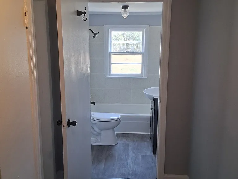 131 William Moody Ln — Photo 6