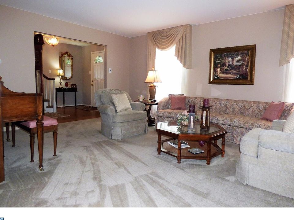 369 Roberts Dr, Somerdale, NJ 08083 Zillow