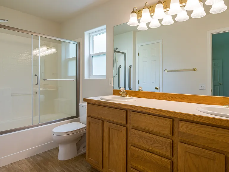 640 Northstar Dr — Photo 8
