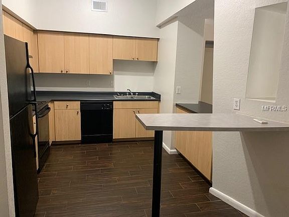 3rd image of 520 S Armenia Ave Unit 1219D