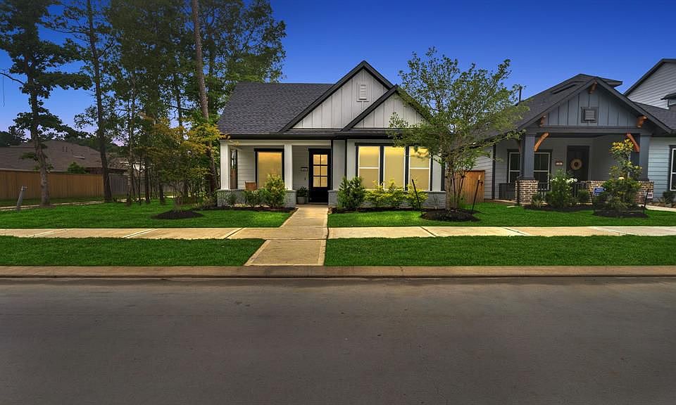 1st image of 145 Bungalow Dr