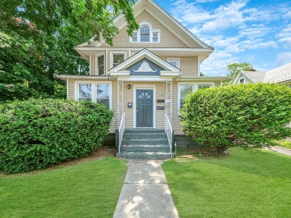 (undisclosed Address), Huntington, NY 11743